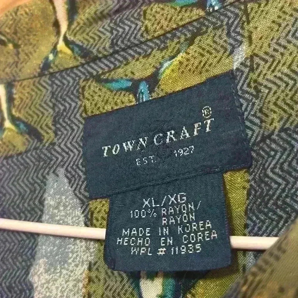 Town Craft Marlin Button Up Shirt (XL) - Picture 5 of 5